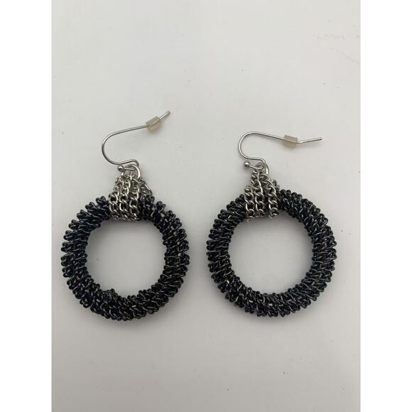 Chainmail Like Black And Silvertone Earrings Gothic Whimsygoth Emo Steampunk - Picture 2 of 4